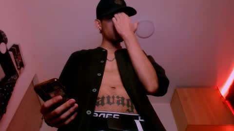   online show from February 10, 10:09 am