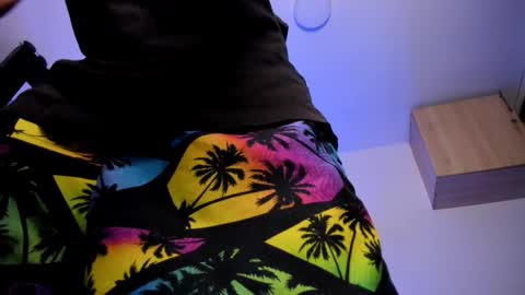   online show from September 26, 6:22 am