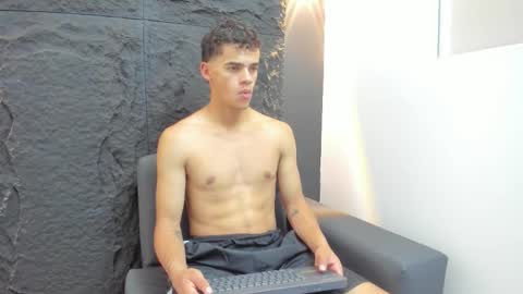 SAMUEL online show from February 23, 7:37 pm