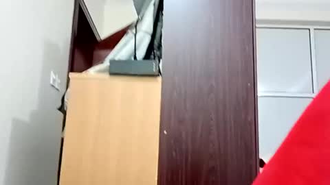 Snapshot of santhoshlees chatting on February 7, 4:48 am Harder online show from February 7, 4:48 am