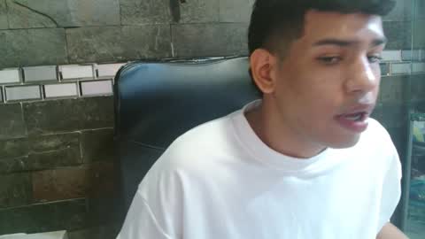 santi online show from November 6, 11:08 pm