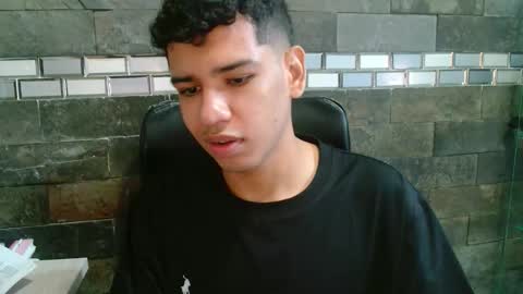 santi online show from November 1, 10:25 pm