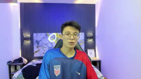 santiago_russo18 online show from February 24, 9:15 pm