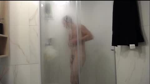 Santii online show from November 15, 10:45 pm