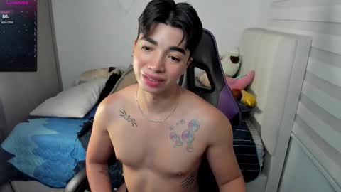 Mr. Santiago online show from October 28, 1:35 pm