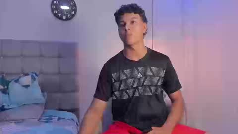 Snapshot of santy_stump chatting on September 22, 9:36 pm santy_stump online show from September 22, 9:36 pm
