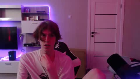 Kristof online show from February 10, 12:48 am