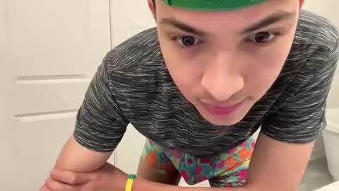 sbouchikh03 online show from December 20, 3:13 am