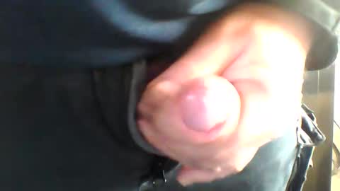 Snapshot of schmaichi chatting on February 19, 12:11 pm schmaichi online show from February 19, 12:11 pm