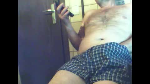 schnibschnab online show from December 3, 1:55 am