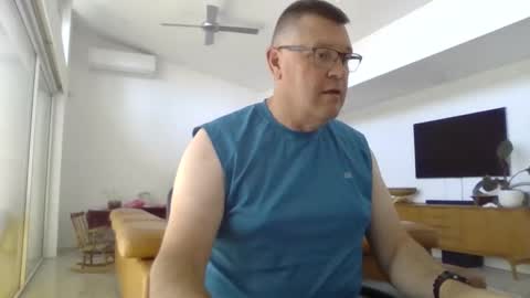 Scoobs online show from January 19, 5:43 am