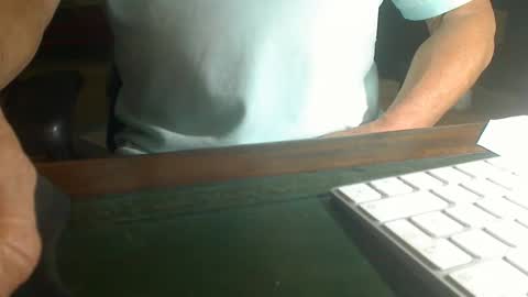 Snapshot of scottalone chatting on January 20, 5:26 am Scott online show from January 20, 5:26 am
