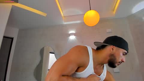 Scottfischer  online show from February 2, 8:39 pm