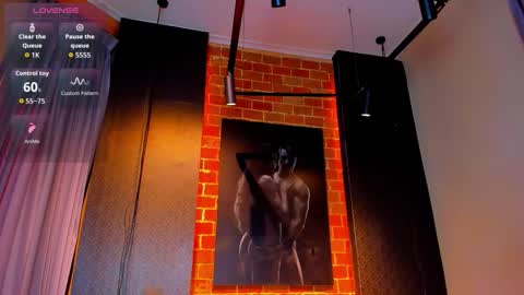 Scottfischer  online show from December 4, 7:43 pm