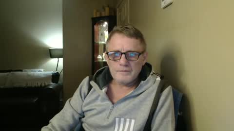 James online show from December 26, 7:38 pm