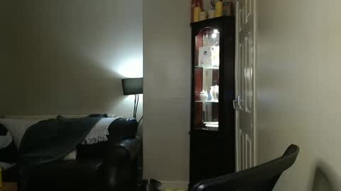 James online show from January 3, 6:46 pm