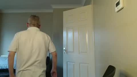 James online show from February 28, 5:15 pm