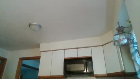 scottydoesntknow0 online show from December 25, 9:22 pm