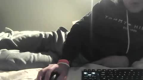 Snapshot of sdseventy chatting on January 7, 5:35 am ObvHype online show from January 7, 5:35 am