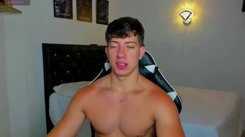 Sean online show from November 10, 4:12 pm