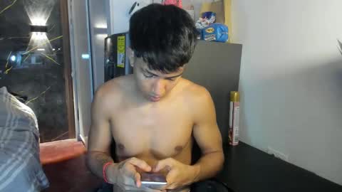 Snapshot of sean_scoth2 chatting on September 9, 7:35 pm Sean Scoth online show from September 9, 7:35 pm