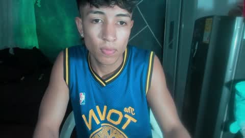 Snapshot of sean_scoth2 chatting on January 9, 11:34 pm Sean Scoth online show from January 9, 11:34 pm
