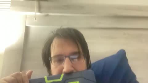 seansweetheart online show from February 12, 4:07 am