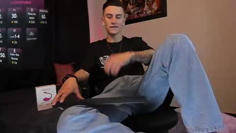 Sebastian online show from September 30, 3:56 am