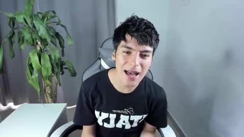 sebastian online show from March 18, 4:43 pm