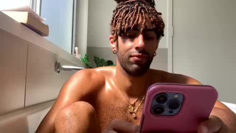 Snapshot of sebastianalll chatting on January 3, 11:44 pm sebastianalll online show from January 3, 11:44 pm