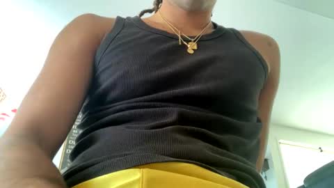 Snapshot of sebastianalll chatting on December 29, 12:52 am sebastianalll online show from December 29, 12:52 am