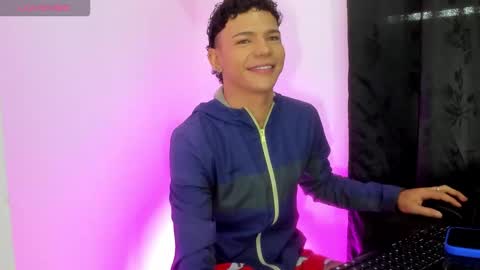 JUSTIN online show from November 29, 12:18 pm