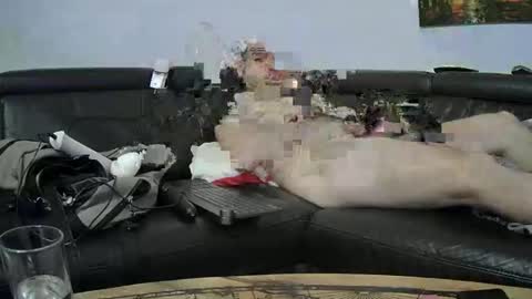 Snapshot of seeebi chatting on January 3, 6:11 am Sebastian online show from January 3, 6:11 am