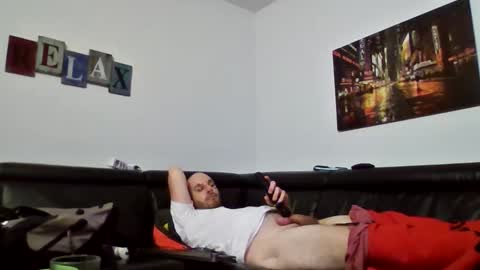 Snapshot of seeebi chatting on September 17, 5:08 am Sebastian online show from September 17, 5:08 am