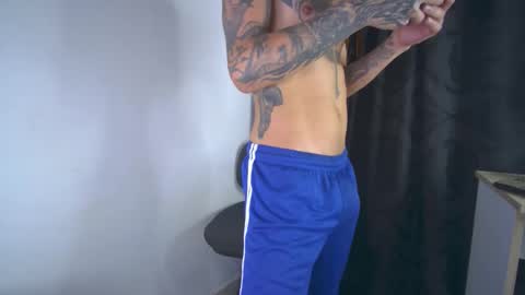 sem_alas online show from March 16, 5:44 am