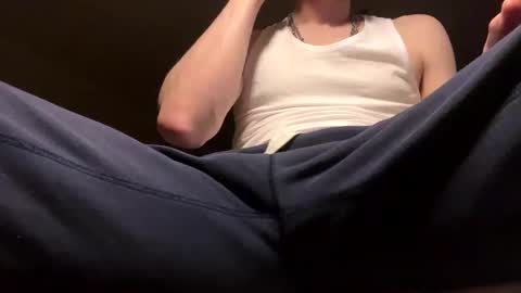 sencilloparati online show from January 16, 12:02 am