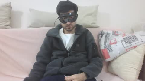 sero98313230 online show from March 17, 8:17 am