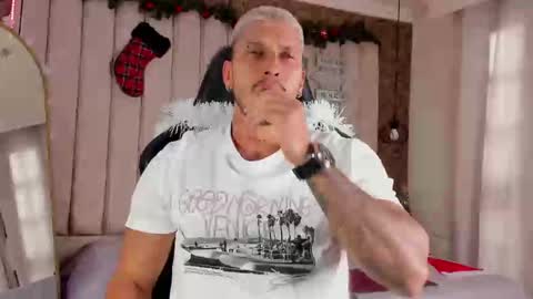 HEY IM SETH online show from December 20, 6:56 pm