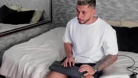 HEY IM SETH online show from February 9, 8:02 pm