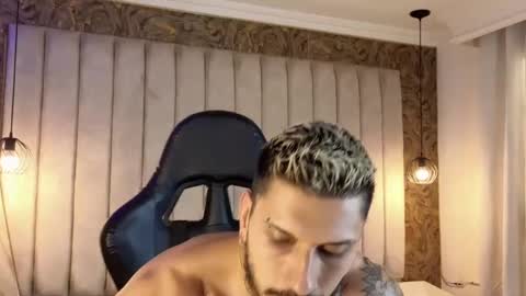 HEY IM SETH online show from February 1, 5:37 pm