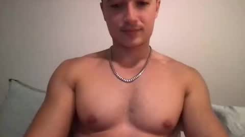 Snapshot of seveninchsteve_ chatting on December 2, 8:20 pm seveninchsteve_ online show from December 2, 8:20 pm