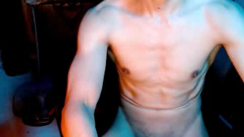 Snapshot of shadowfriend30 chatting on October 5, 6:50 am shadowfriend30 online show from October 5, 6:50 am