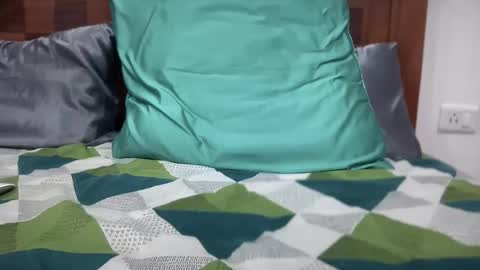 Snapshot of shash2014 chatting on March 2, 5:09 pm Shashii online show from March 2, 5:09 pm