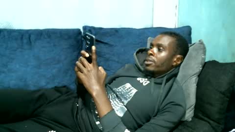 Snapshot of shikwekwe chatting on September 15, 10:44 pm Collorewamadeals online show from September 15, 10:44 pm