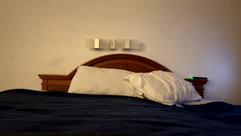 shurthingxx online show from December 24, 4:55 am