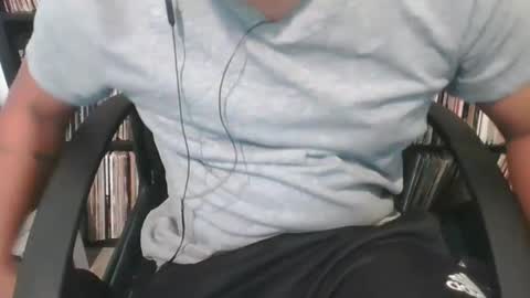 Snapshot of shy333 chatting on January 13, 5:23 pm SHY333 online show from January 13, 5:23 pm