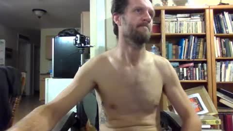 Snapshot of shyguy9387 chatting on March 1, 4:26 am shyguy9387 online show from March 1, 4:26 am