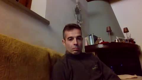 Snapshot of simmeturbate chatting on January 4, 9:31 pm Italiandaddyitalydickassbottomassholecomshowmasturbatenudeboyitalyatleticcutemuscolarhardcockdickboy online show from January 4, 9:31 pm