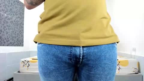 SIMON KELER online show from January 17, 1:41 am