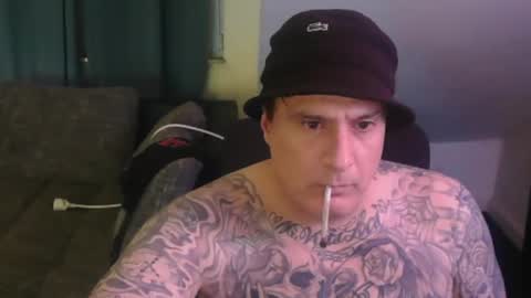 sinalco1975 online show from November 5, 6:04 am